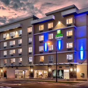 Express & Victoria-colwood By Ihg Langford