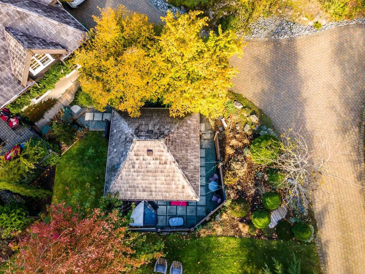 Amante Luxury Bed & Breakfast Langford Canada