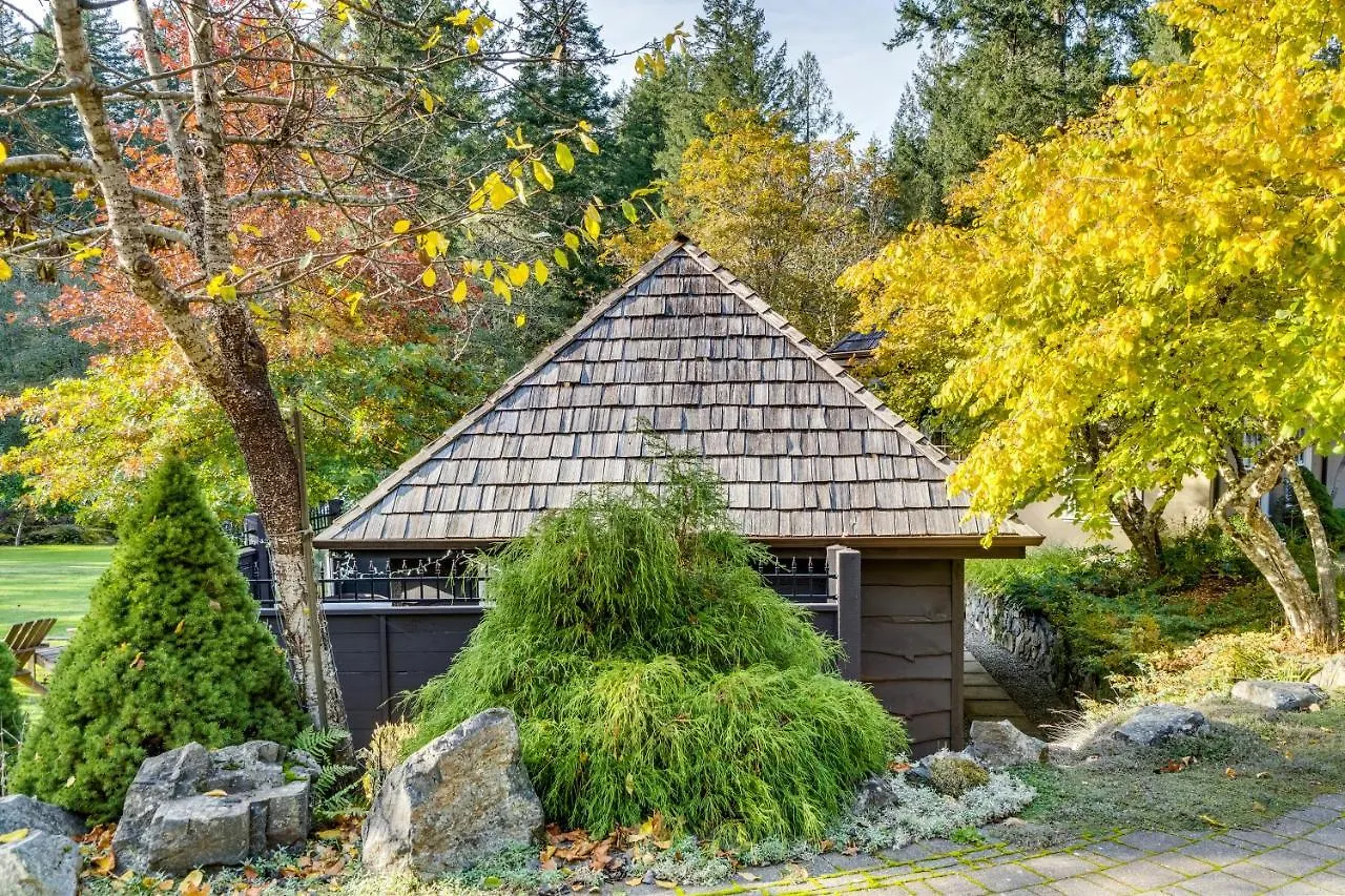 ***  Amante Luxury Bed & Breakfast Langford Canada